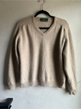 Embassy Row 100% Cashmere V Neck Sweater Oatmeal Beige Minimalist Clean Girl
